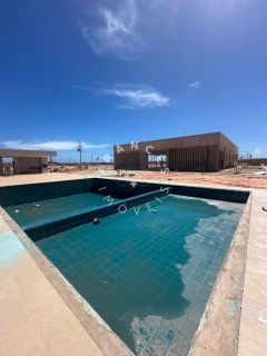 Lote nascente em condominio fechado a 2km da praia do francês