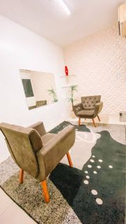 Prédio comercial à venda no bairro Farol 10 salas e 1 auditório