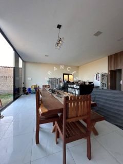 Casa 2/4 à Venda com terreno de 2mil metros quadrados