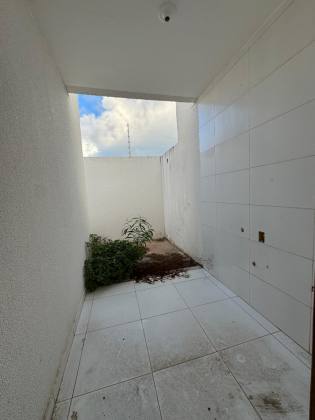 Casa em condomínio fechado pra venda na Praia do Francês