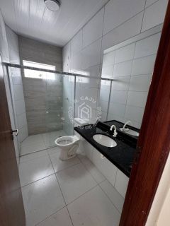 Casa ampla à venda com 3 quartos (2 suítes) na Barra Nova