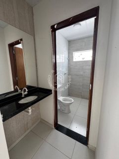 Casa ampla à venda com 3 quartos (2 suítes) na Barra Nova