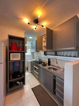 Conforto e Brisa do Mar: Apartamento Nascente com 2 Quartos a 300m da Praia