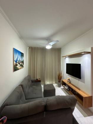 Conforto e Brisa do Mar: Apartamento Nascente com 2 Quartos a 300m da Praia