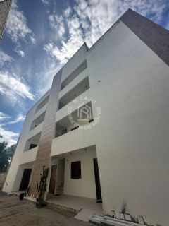 Apartamento Para Vender com 2 quartos no bairro Praia do Francês em Marechal Deodoro