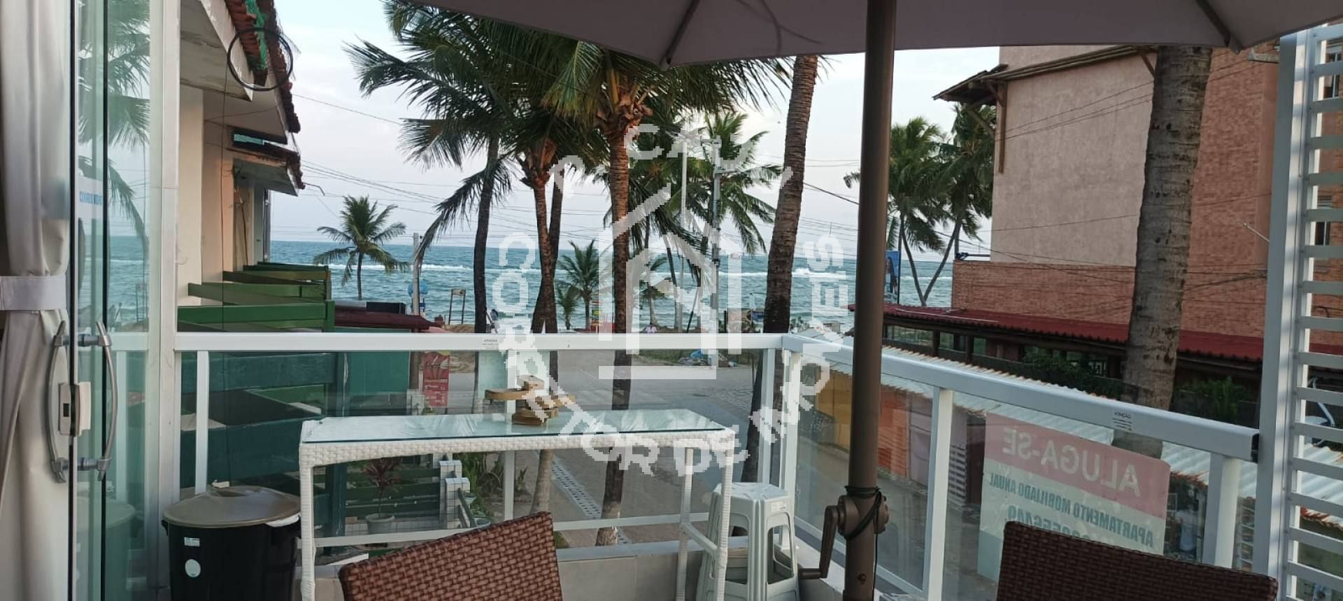 Invista na beira-mar da Praia do Francês!