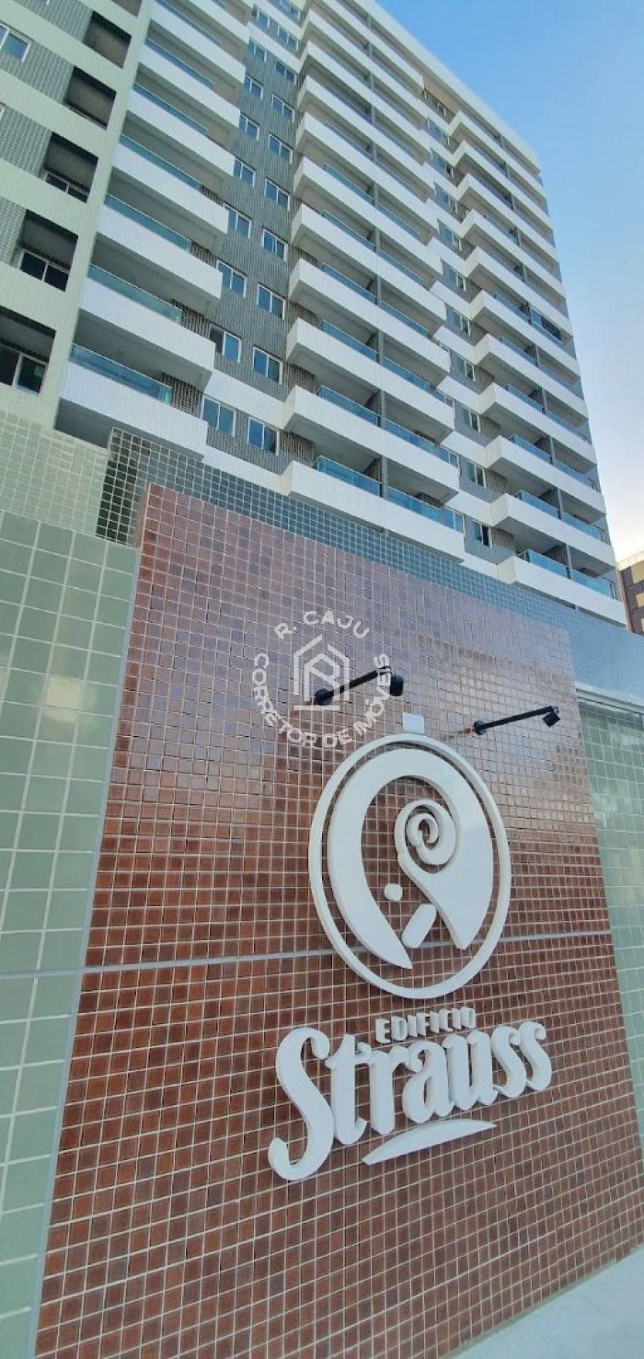 EXELENTE OPORTUNIDADE ! Apartamento Para Vender com 2 quartos 1 suítes no bairro Jatiúca em Maceió