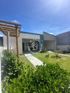 Casa de Condomínio Para Vender com 2 quartos 1 suítes