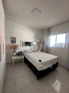 Casa de Condomínio Para Vender com 2 quartos 1 suítes