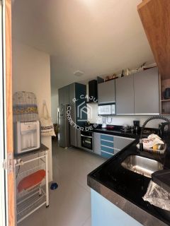 Casa de Condomínio Para Vender com 2 quartos 1 suítes