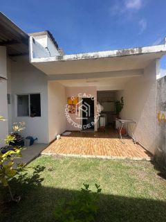 Casa de Condomínio Para Vender com 2 quartos 1 suítes