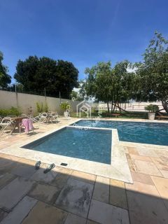 Casa de Condomínio Para Vender com 2 quartos 1 suítes