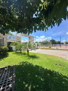 Casa de Condomínio Para Vender com 2 quartos 1 suítes