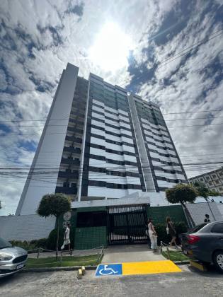 Apartamento Para Vender com 3 quartos 1 suítes no bairro Poço em Maceió