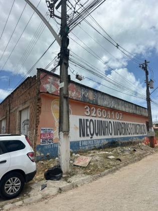 Galpão / Depósito / Armazém Para Alugar no bairro Praia do Francês em Marechal Deodoro
