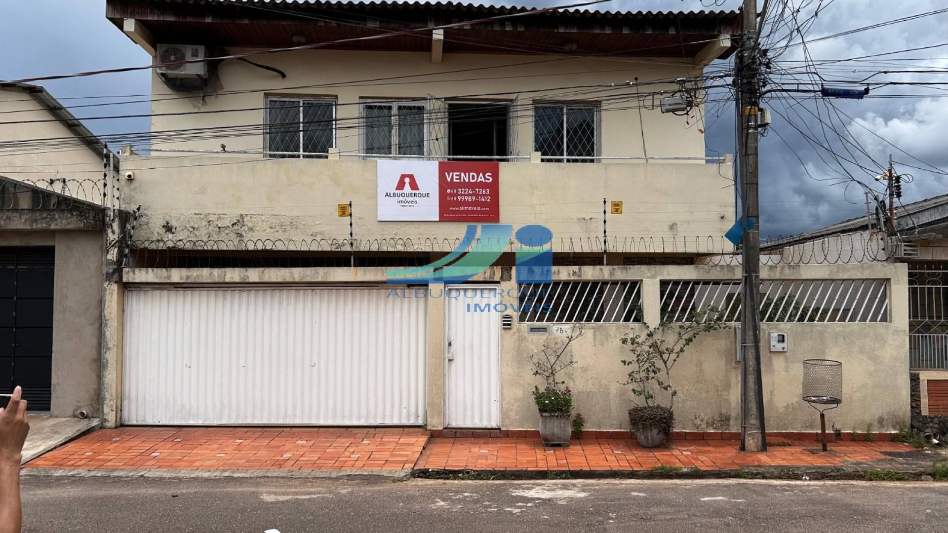 Sobrado Para Vender com 2 quartos 3 suítes, no bairro Ipase em Rio Branco.