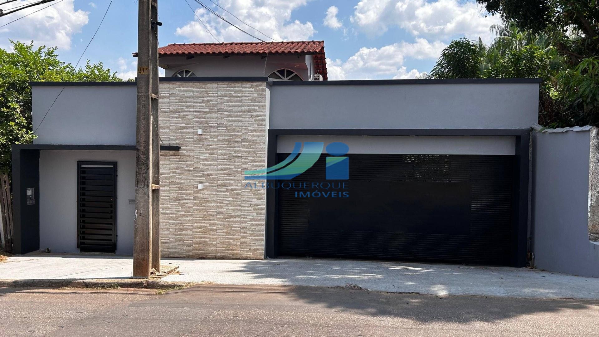 Residência à venda - Bairro: Isaura Parente