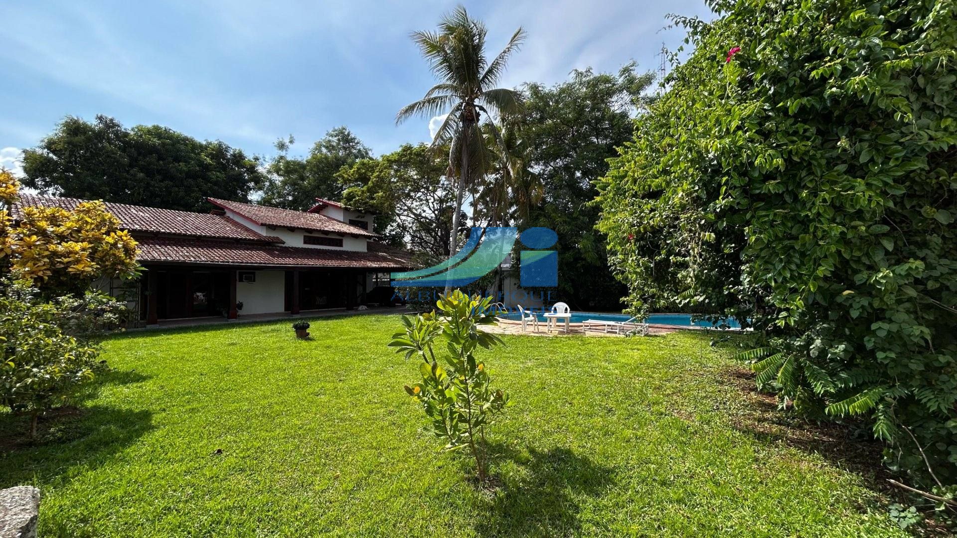 Casa à Venda - Bairro Isaura Parente