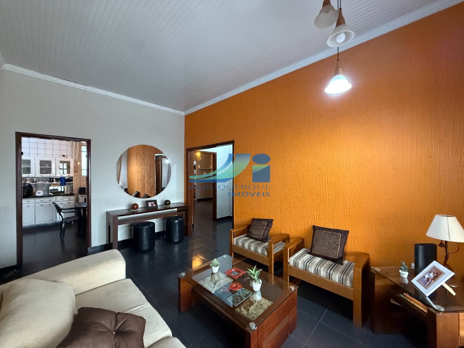 Casa à Venda - Conj. Tucumã