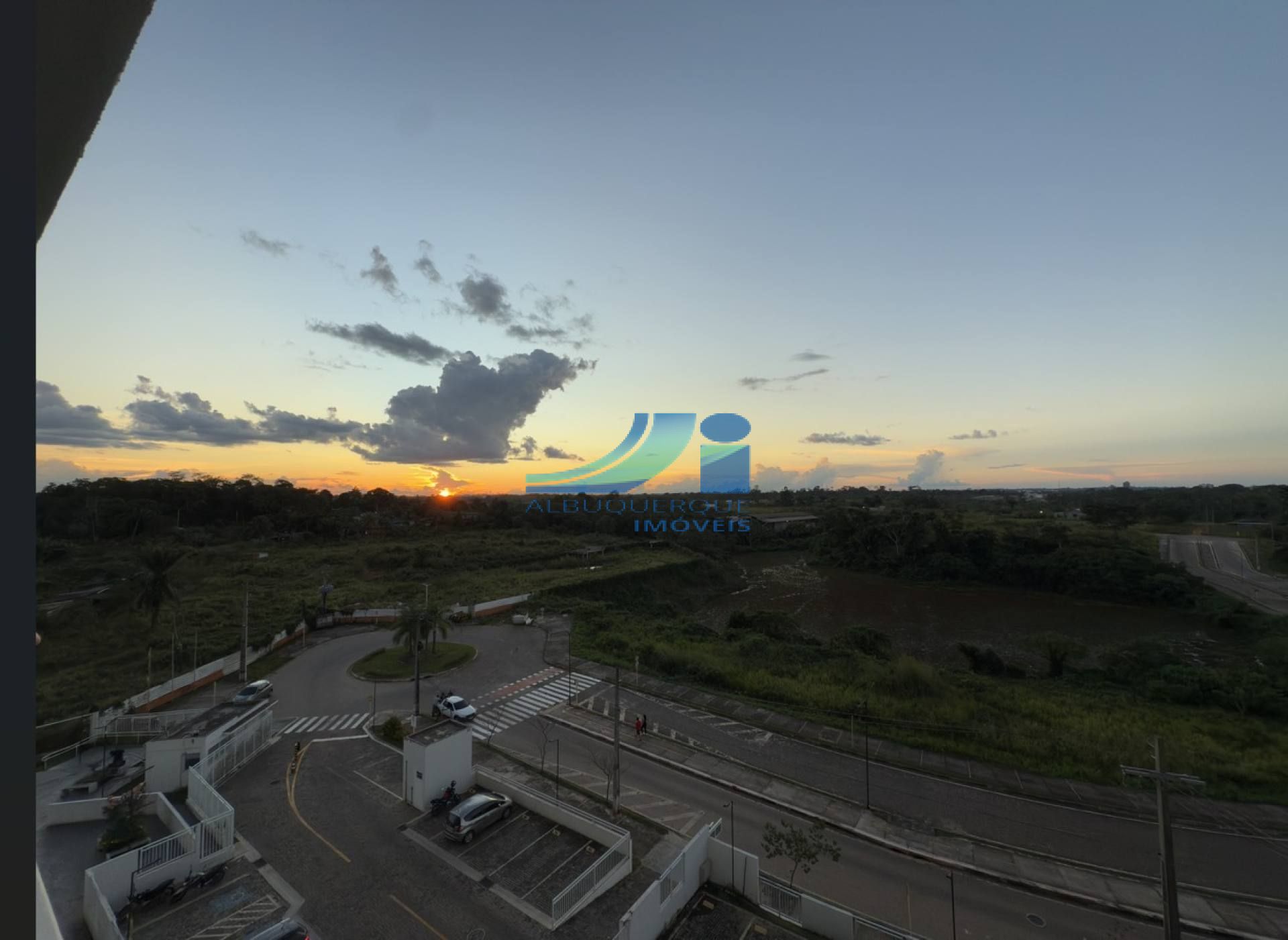 Apartamento à venda - 2 quartos (sendo 01 suíte)