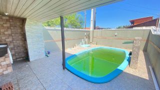 Casa com piscina a 800 metros da praia do tabuleiro