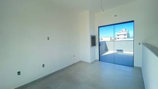 Cobertura duplex a 350 metros do mar