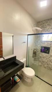 Sobrado com piscina na praia com um valor especial