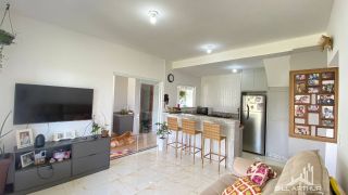 SOBRADO SEMI MOBILIADO NA PRAIA