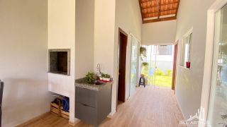 SOBRADO SEMI MOBILIADO NA PRAIA