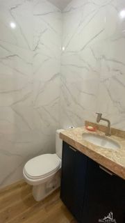 SOBRADO SEMI MOBILIADO NA PRAIA