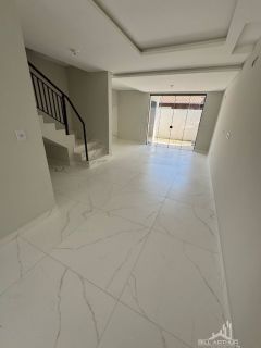 SOBRADO NA PRAIA DE ALTO PADRÃO