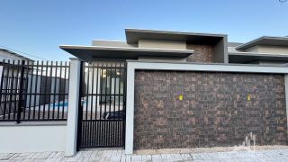 Sua casa na praia com piscina está te esperando??️