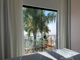 Casa Alto Padrão em Penha com Vista Mar