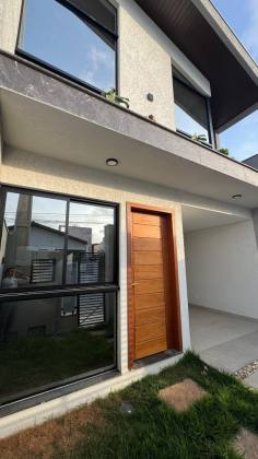 Sobrado na praia de alto padrão