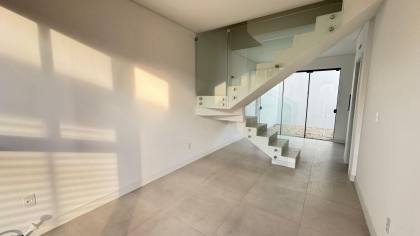 Sobrado na praia de alto padrão