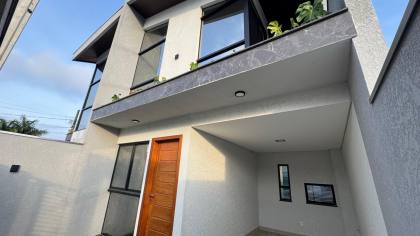 Sobrado na praia de alto padrão