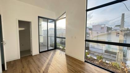 Sobrado na praia de alto padrão