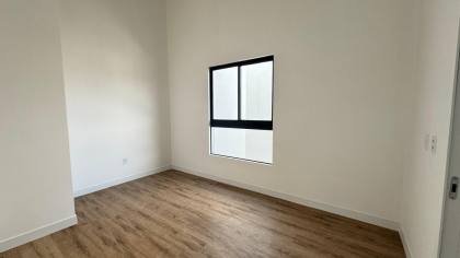 Sobrado na praia de alto padrão