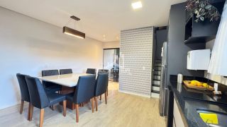 O seu sobrado mobiliado na praia está te esperando