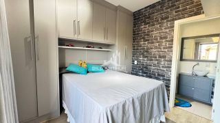 O seu sobrado mobiliado na praia está te esperando