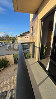 O seu sobrado mobiliado na praia está te esperando