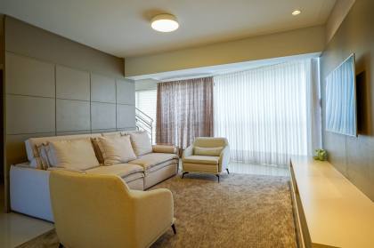 A sua cobertura duplex com vista mar está te esperando