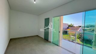 Sobrado na praia à 200 metros do mar