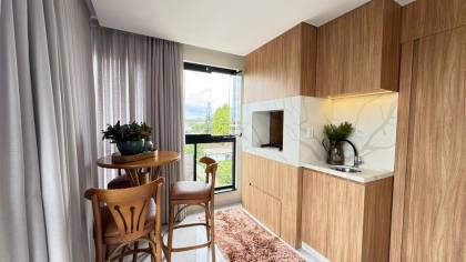 Apartamento Para Vender com 3 quartos 1 suítes no bairro centro  em Balneário Piçarras