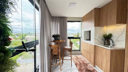 Apartamento Para Vender com 3 quartos 1 suítes no bairro centro  em Balneário Piçarras