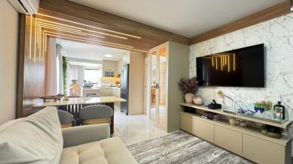 Apartamento Para Vender com 3 quartos 1 suítes no bairro centro  em Balneário Piçarras