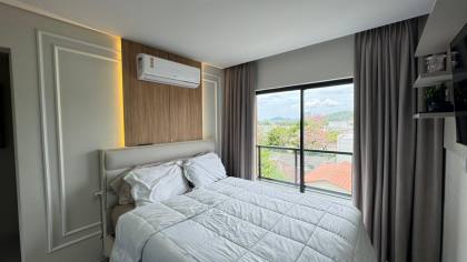 Apartamento Para Vender com 3 quartos 1 suítes no bairro centro  em Balneário Piçarras