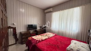 Casa na praia de Balneário Piçarras com piscina para locação anual