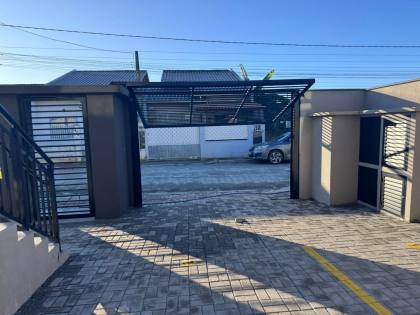 Apartamento Para Venda com 2 quartos 1 suítes no bairro ITACOLOMI em Balneário Piçarras