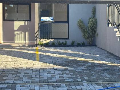 Apartamento Para Venda com 2 quartos 1 suítes no bairro ITACOLOMI em Balneário Piçarras